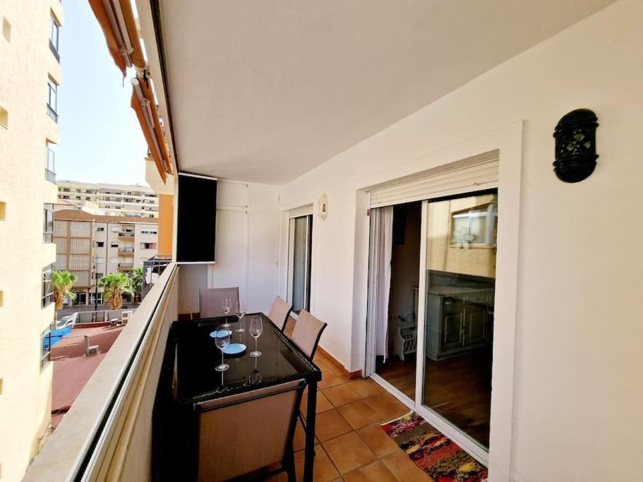 Alcantara Tower 2 Bedrooms فوينخيرولا المظهر الخارجي الصورة