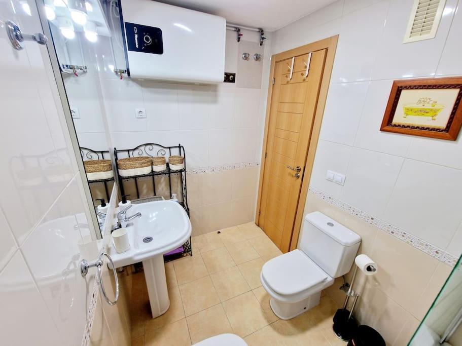 Alcantara Tower 2 Bedrooms فوينخيرولا المظهر الخارجي الصورة