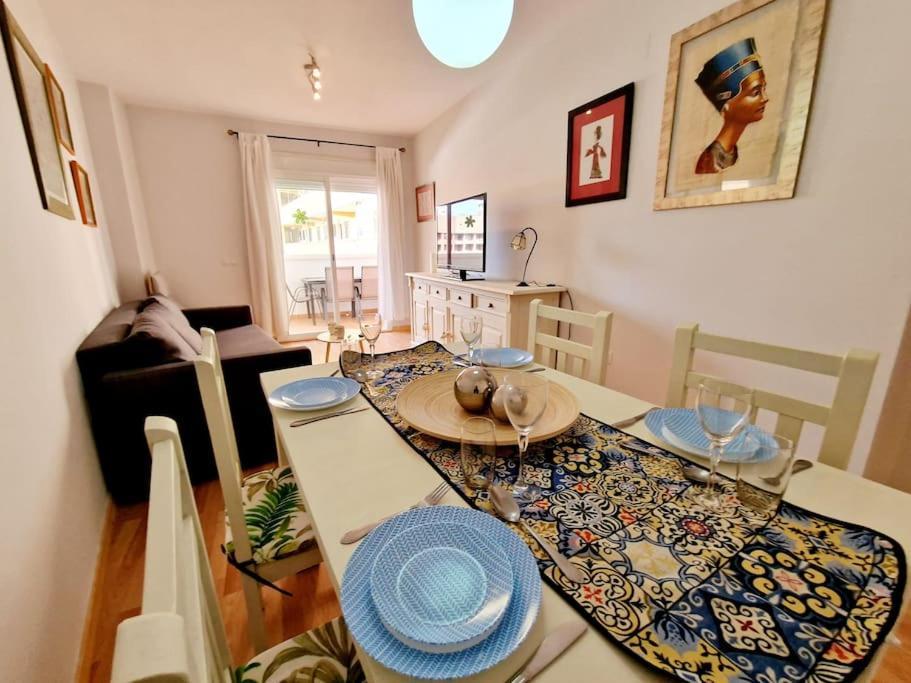 Alcantara Tower 2 Bedrooms فوينخيرولا المظهر الخارجي الصورة