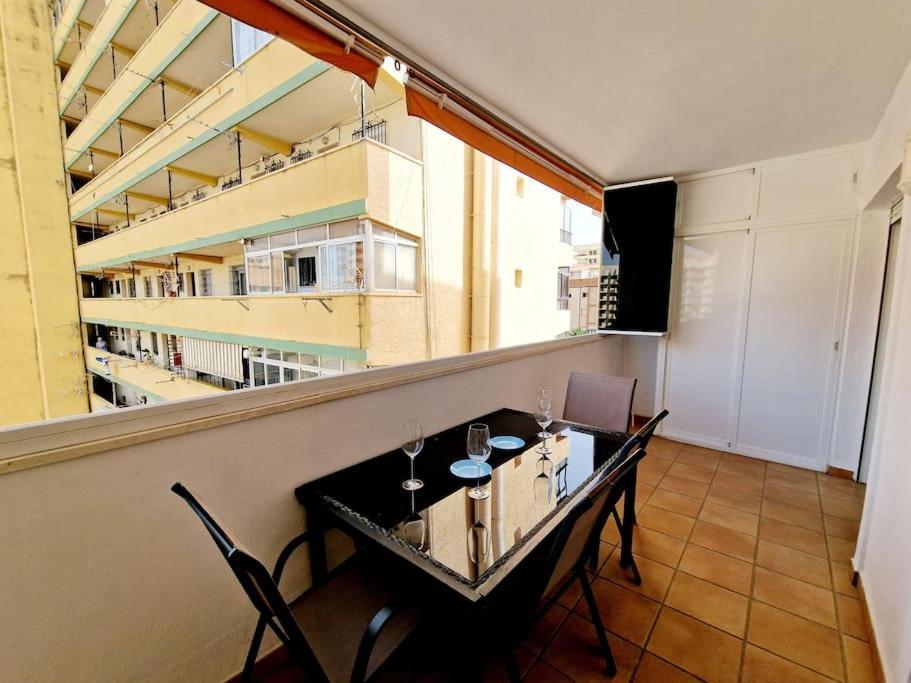 Alcantara Tower 2 Bedrooms فوينخيرولا المظهر الخارجي الصورة